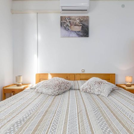 Lovely Apartments In Valbandon Fažana Exterior foto
